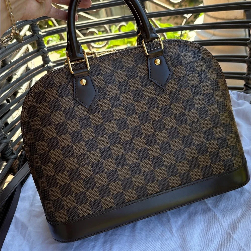 Louis Vuitton Alma pm - Picture 9 of 17